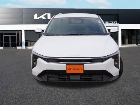 New 2025 Kia K4 LXS image 8