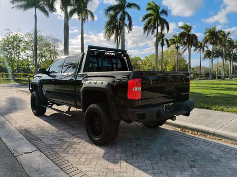 Used 2014 GMC Sierra 1500 SLT w/ SLT Preferred Package AWD/4WD image 18