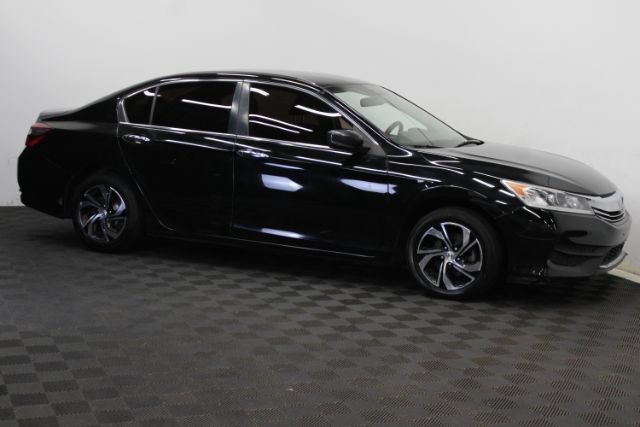 Used 2017 Honda Accord LX image 3