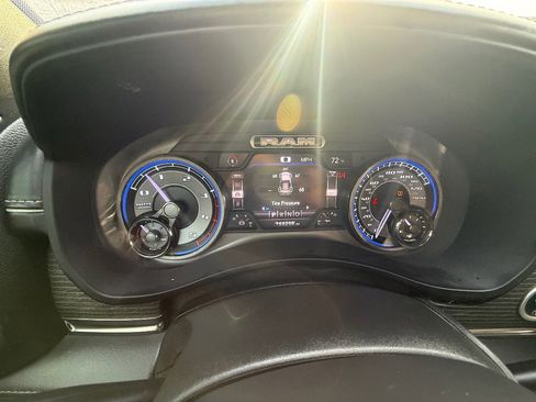 Used 2021 RAM 2500 Limited image 36