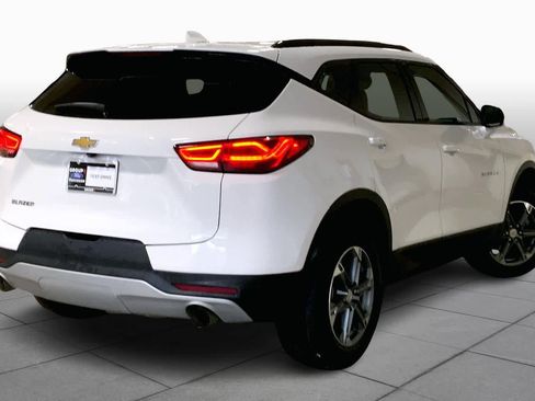 Used 2024 Chevrolet Blazer LT w/ Convenience Package image 11