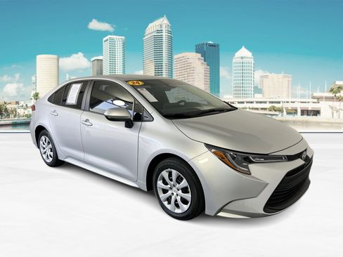 Used 2024 Toyota Corolla LE FWD image 1