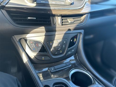 Used 2020 Buick Envision Essence image 16