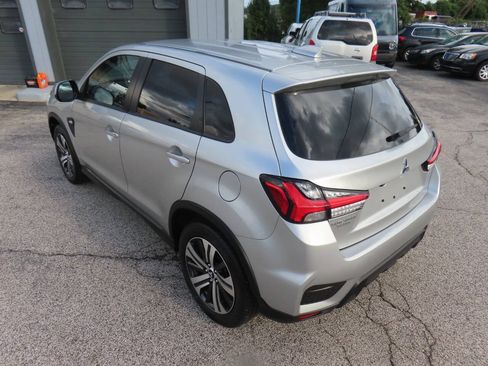 Used 2025 Mitsubishi Outlander Sport AWD image 27