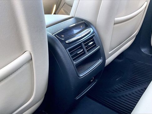 Used 2018 Cadillac XT5 Premium Luxury w/ Driver Assist Package image 24