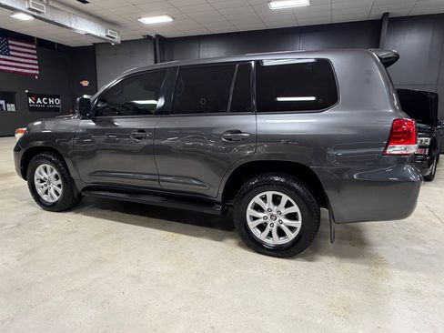 Used 2009 Toyota Land Cruiser image 9