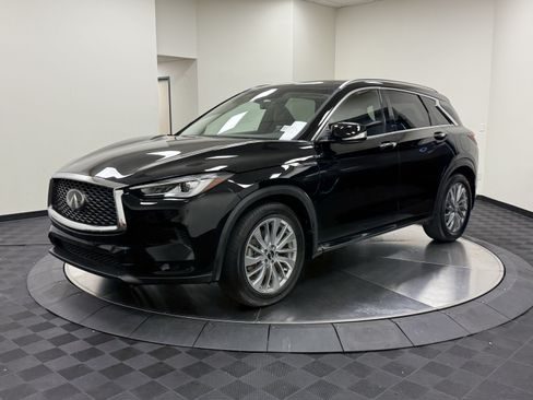 Certified 2024 INFINITI QX50 Luxe FWD image 3