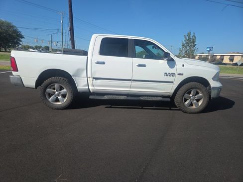 Used 2017 RAM 1500 Big Horn AWD/4WD image 11