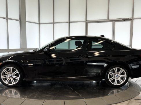 Used 2012 BMW 335i xDrive Coupe AWD/4WD image 4