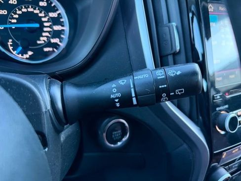 Used 2019 Subaru Ascent Touring image 18