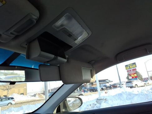 Used 2013 Toyota Camry LE image 21