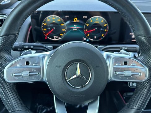 Certified 2022 Mercedes-Benz GLB 250 image 23