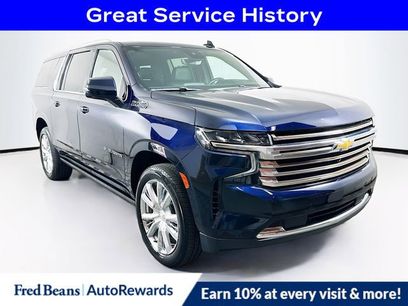 Used 2023 Chevrolet Suburban High Country w/ Premium Package 2