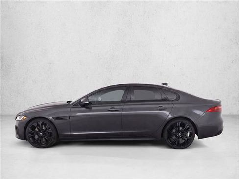 Used 2024 Jaguar XF R-Dynamic SE AWD/4WD image 4