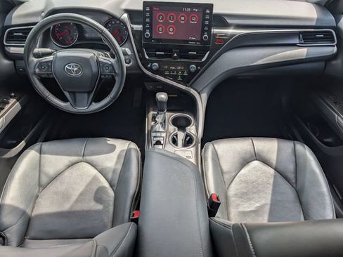 Used 2022 Toyota Camry XSE FWD image 25