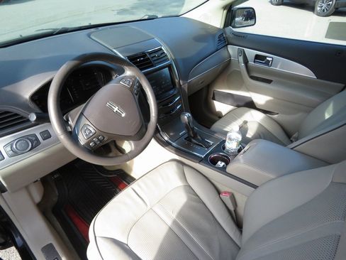 Used 2014 Lincoln MKX AWD w/ Equipment Group 101A image 11