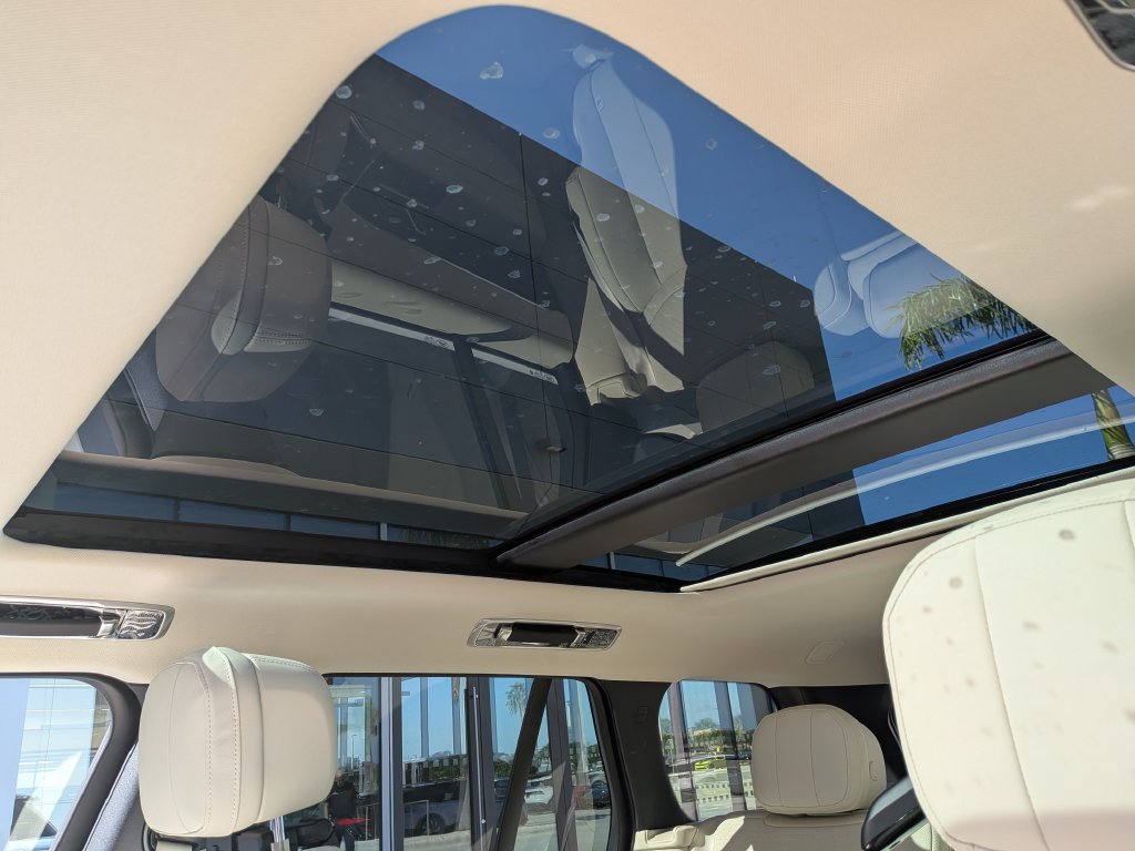 New 2026 Land Rover Range Rover SE AWD/4WD image 21