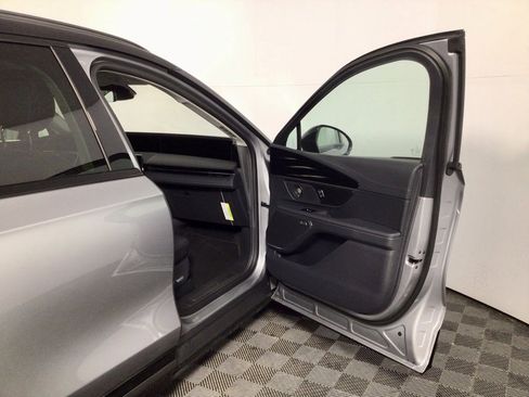 New 2026 Lincoln Nautilus Reserve w/ Jet Appearance Package image 36