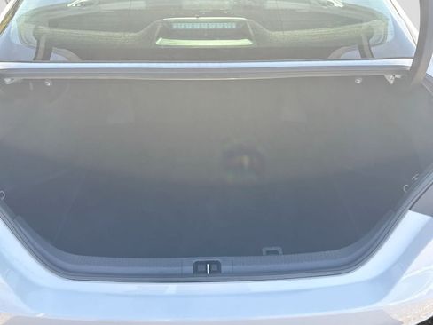 Used 2021 Toyota Camry SE FWD image 40