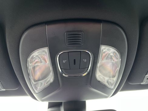 Used 2025 Jeep Compass Limited AWD/4WD image 20