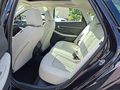 New 2025 Hyundai Sonata SEL image 5