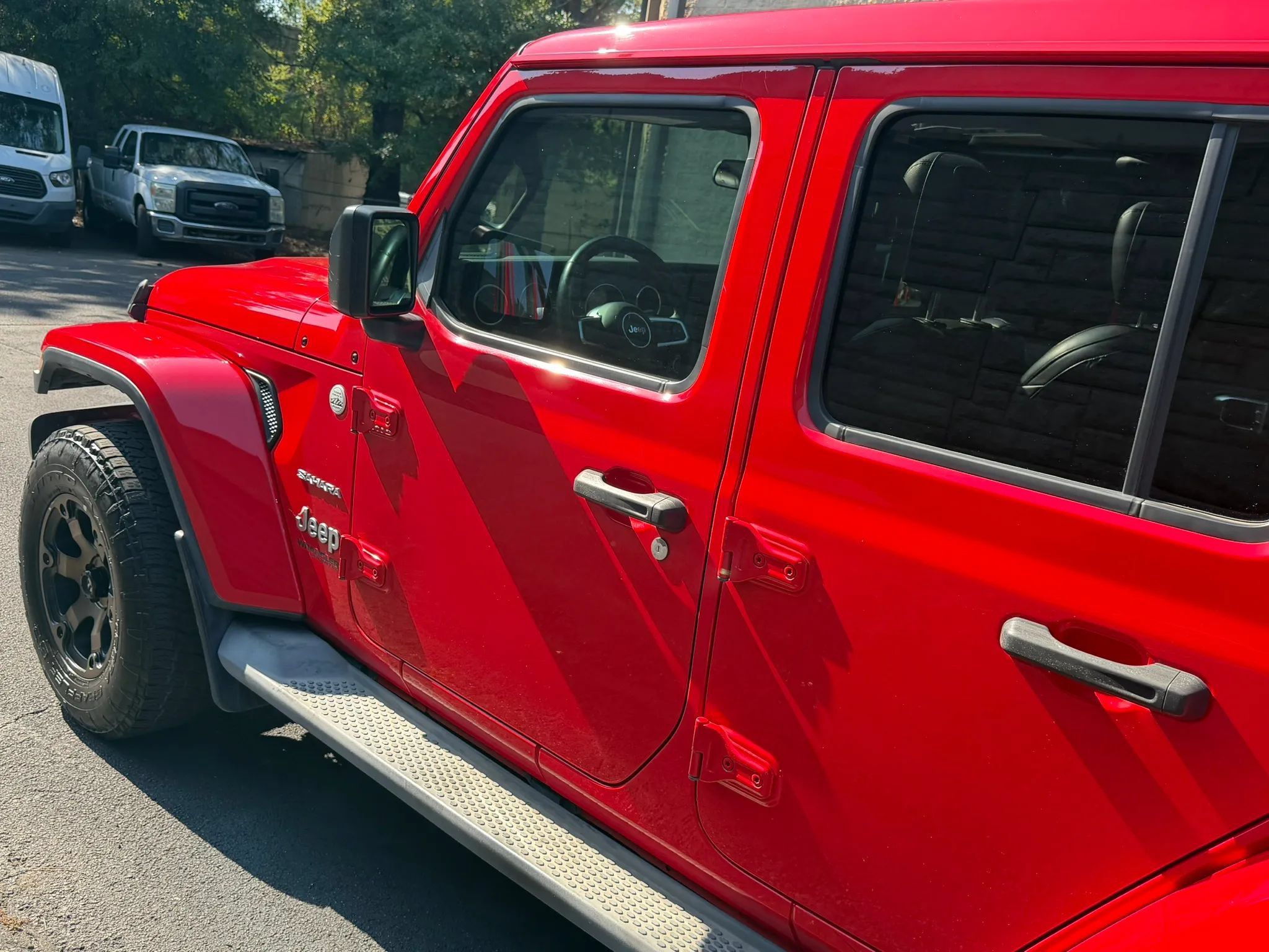 Used 2019 Jeep Wrangler Unlimited Sahara w/ LED Lighting Group AWD/4WD image 37