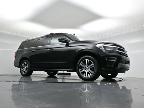 Certified 2024 Ford Expedition Max Limited image 4
