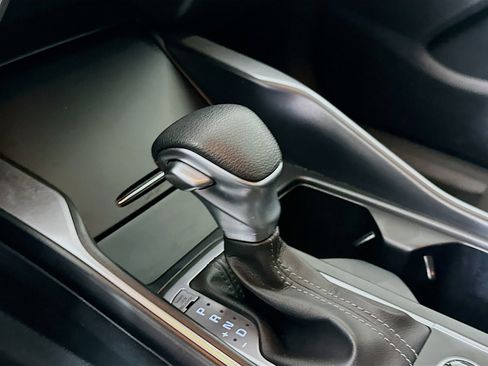 Used 2023 Kia Sorento LX image 24