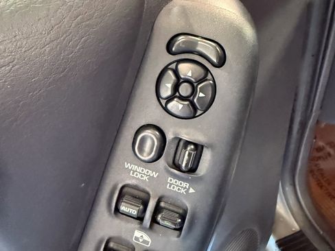 Used 2000 Jeep Cherokee Sport image 37