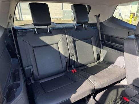 Used 2019 Volkswagen Atlas SE w/ Towing Package AWD/4WD image 18