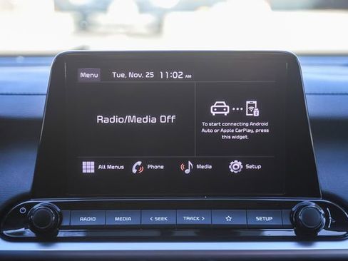 Certified 2022 Kia Forte LXS image 15