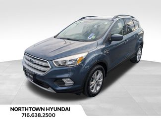 Used 2018 Ford Escape SE FWD video 1