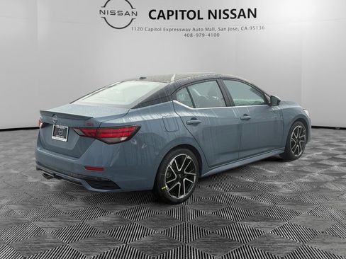 Certified 2025 Nissan Sentra SR w/ SR Premium Package image 6