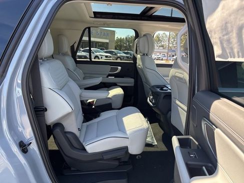 New 2026 Ford Expedition Max Platinum w/ Platinum Ultimate Package image 25