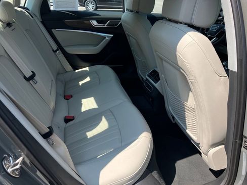 Used 2025 Audi A6 3.0T Premium image 33