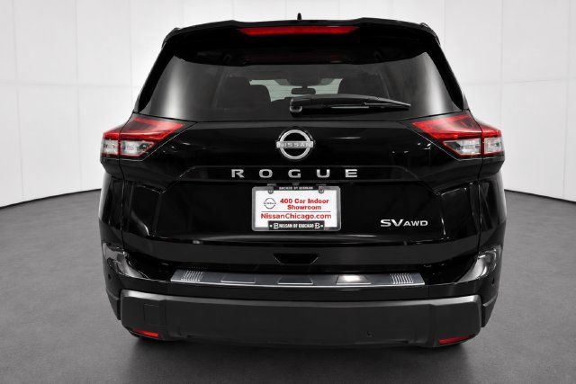 Used 2024 Nissan Rogue SV AWD/4WD image 5