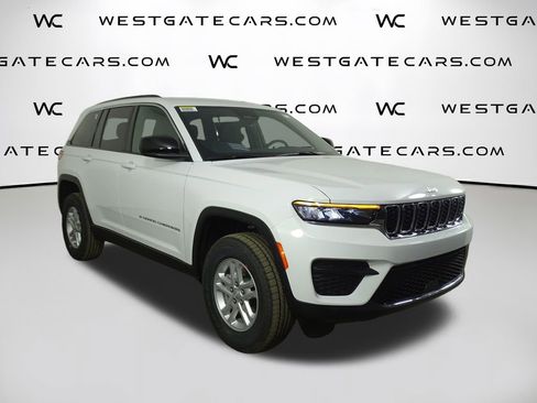 New 2025 Jeep Grand Cherokee Laredo image 37