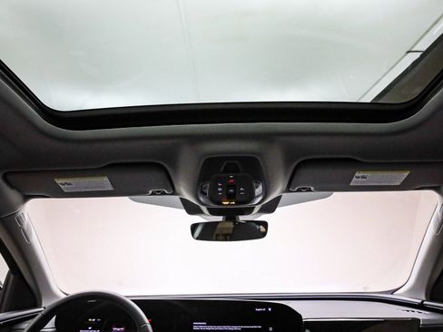 Certified 2025 Audi Q5 Premium Plus w/ Premium Plus image 17