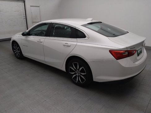 Used 2018 Chevrolet Malibu LT w/ Driver Confidence Package FWD image 3