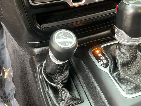 Used 2021 Jeep Wrangler Unlimited Sahara image 22