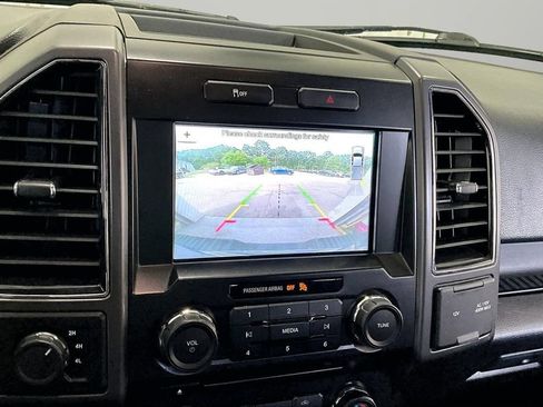 Used 2017 Ford F150 XLT w/ Equipment Group 302A Luxury AWD/4WD image 15