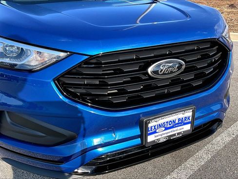 Certified 2022 Ford Edge SE w/ Black Appearance Package image 34