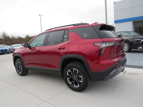 New 2026 Chevrolet Equinox ACTIV FWD image 3