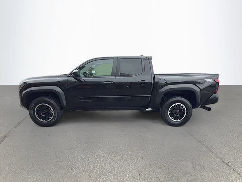 Used 2024 Toyota Tacoma TRD Off-Road AWD/4WD image 7