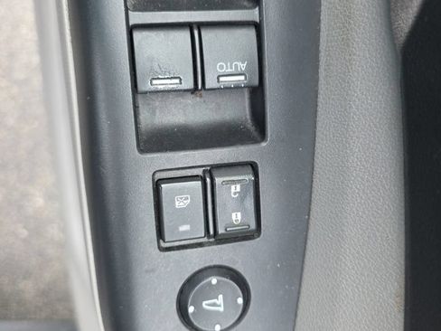 Used 2012 Honda CR-V EX image 12