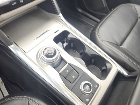 Used 2023 Ford Explorer XLT w/ Equipment Group 202A image 29
