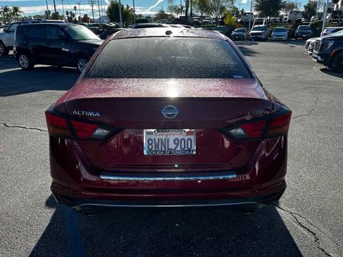 Used 2021 Nissan Altima 2.5 SR w/ SR Premium Package image 6