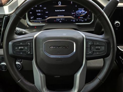 Used 2024 GMC Sierra 2500 Denali w/ Denali Reserve Package AWD/4WD image 39