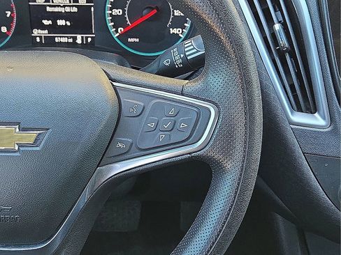 Used 2023 Chevrolet Malibu LT image 20
