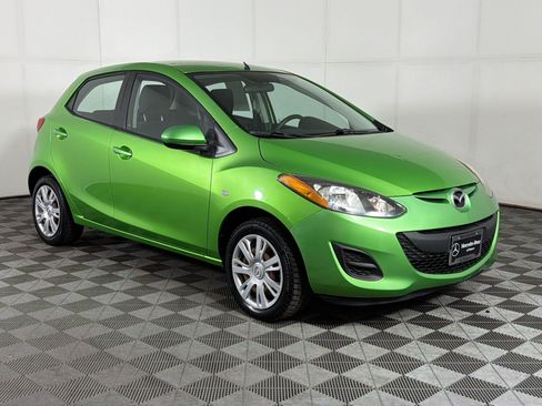 Used 2011 MAZDA MAZDA2 Sport FWD image 7